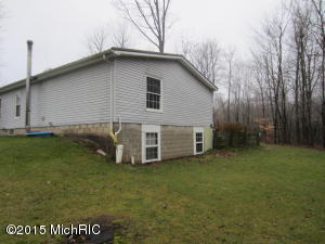 910 E 128th St, Grant, MI 49327 photo 7