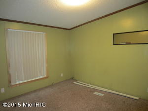 910 E 128th St, Grant, MI 49327 photo 11