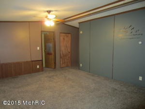 910 E 128th St, Grant, MI 49327 photo 20