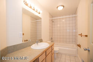 239 Golfview Dr, Plainwell, MI 49080 photo 11