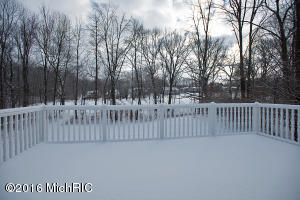239 Golfview Dr, Plainwell, MI 49080 photo 17
