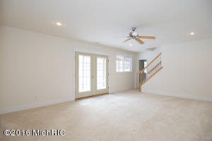 239 Golfview Dr, Plainwell, MI 49080 photo 12