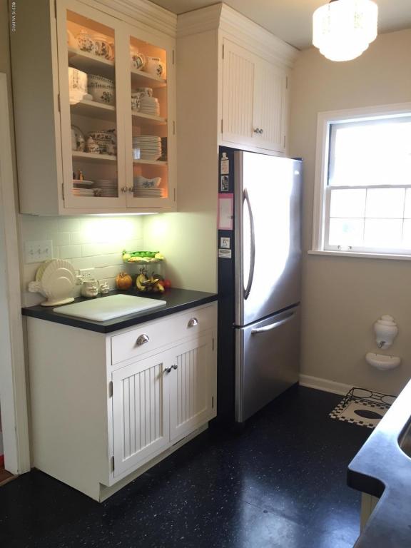 308 Cedar, Three Oaks, MI 49128 photo 5