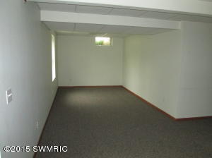 133 Jeremy St, Constantine, MI 49042 photo 9