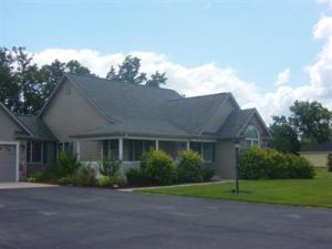 133 Jeremy St, Constantine, MI 49042 photo 2