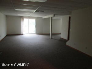 133 Jeremy St, Constantine, MI 49042 photo 11