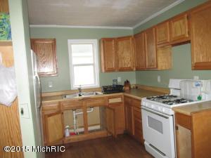 507 S Broas St, Belding, MI 48809 photo 5