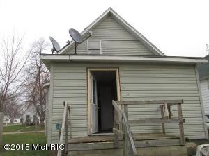 507 S Broas St, Belding, MI 48809 photo 6