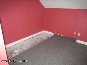 507 S Broas St, Belding, MI 48809 photo 7