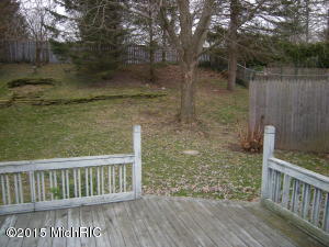 2551 Wildemere St, Kalamazoo, MI 49009 photo 4