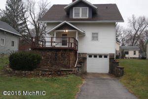109 W 4th, Buchanan, MI 49107 photo 5
