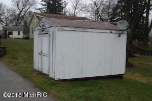 109 W 4th, Buchanan, MI 49107 photo 7