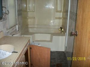173 E Nettleman Rd, Coldwater, MI 49036 photo 2