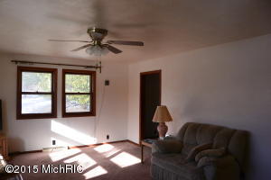 15121 N Main St, Buchanan, MI 49107 photo 7