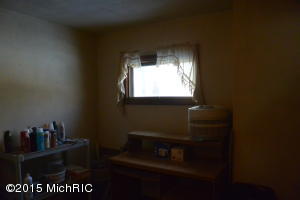 15121 N Main St, Buchanan, MI 49107 photo 14