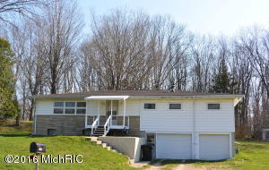 15121 N Main St, Buchanan, MI 49107 photo 3