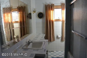 15121 N Main St, Buchanan, MI 49107 photo 15
