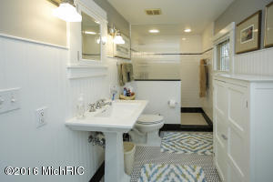 430 N Division, Marshall, MI 49068 photo 19