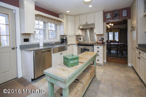430 N Division, Marshall, MI 49068 photo 8