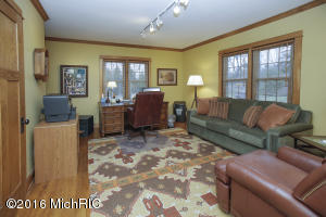 430 N Division, Marshall, MI 49068 photo 12
