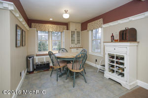 430 N Division, Marshall, MI 49068 photo 11