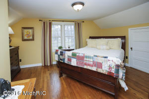 430 N Division, Marshall, MI 49068 photo 16
