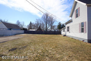 124 Amity St, Lowell, MI 49331 photo 22
