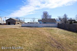 124 Amity St, Lowell, MI 49331 photo 21