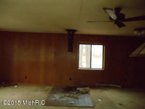 234 E Roosevelt Rd, Bitely, MI 49309 photo 9