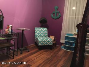 283 S Barton St, White Cloud, MI 49349 photo 4