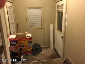 283 S Barton St, White Cloud, MI 49349 photo 13
