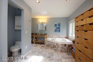 8665 Fulton St E, Ada, MI 49301 photo 23