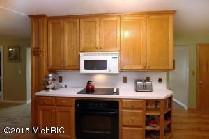 8665 Fulton St E, Ada, MI 49301 photo 11
