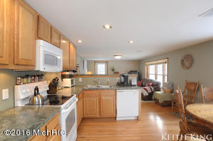 4295 E 104th St, Grant, MI 49327 photo 8