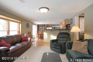 4295 E 104th St, Grant, MI 49327 photo 7