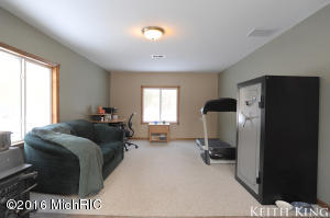 4295 E 104th St, Grant, MI 49327 photo 15