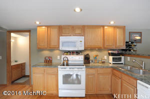 4295 E 104th St, Grant, MI 49327 photo 9