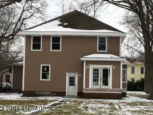 815 7th St, Three Rivers, MI 49093 photo 2