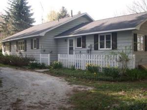 5339 W Lakeview Dr, Pentwater, MI 49449 photo 1
