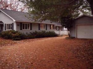 5339 W Lakeview Dr, Pentwater, MI 49449 photo 2