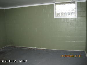 342 E Glenguile, Parchment, MI 49004 photo 29