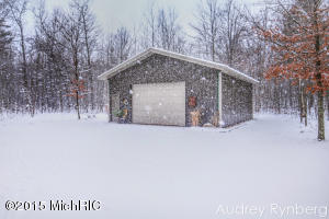 2920 E 72nd St, Newaygo, MI 49337 photo 24