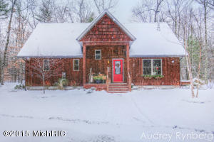 2920 E 72nd St, Newaygo, MI 49337 photo 2