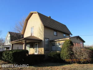 67 Tibbits St, Coldwater, MI 49036 photo 2