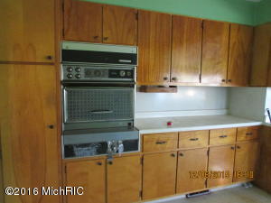 67 Tibbits St, Coldwater, MI 49036 photo 8