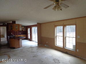 11230 Fillmore Rd, Sumner, MI 48889 photo 11