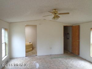 11230 Fillmore Rd, Sumner, MI 48889 photo 13
