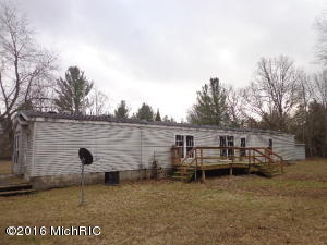 11230 Fillmore Rd, Sumner, MI 48889 photo 7