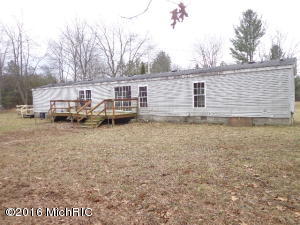 11230 Fillmore Rd, Sumner, MI 48889 photo 5