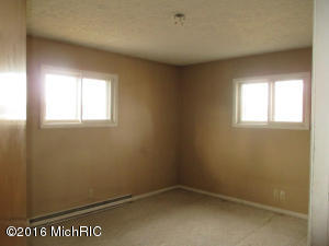 445 Block Rd, Coldwater, MI 49036 photo 9